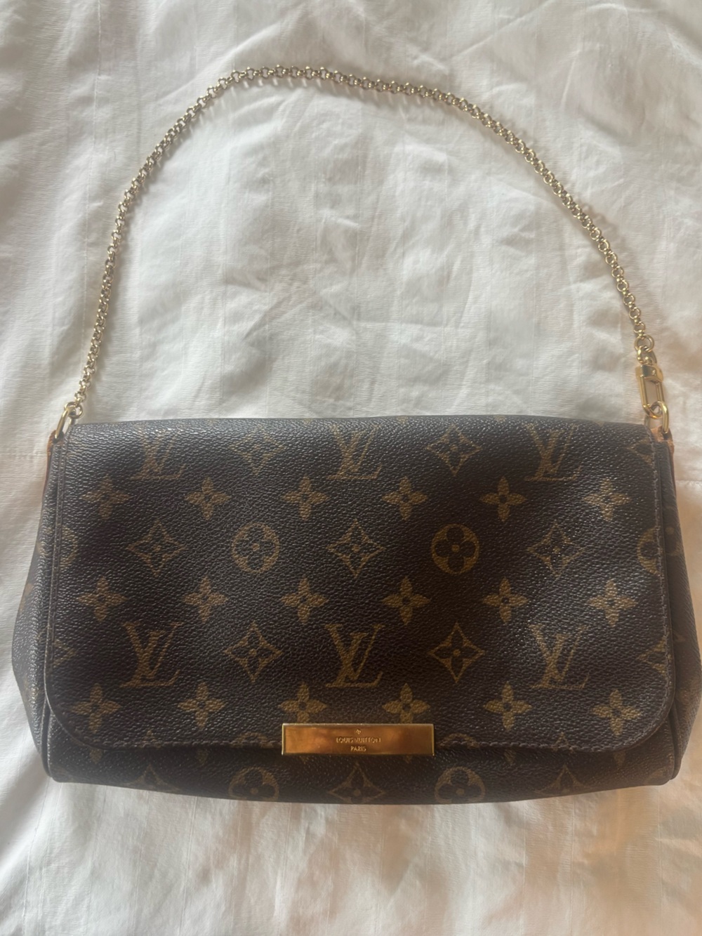Authentic Louis Vuitton Favorite MM Monogram Crossbody Shoulder Bag Gold Chain